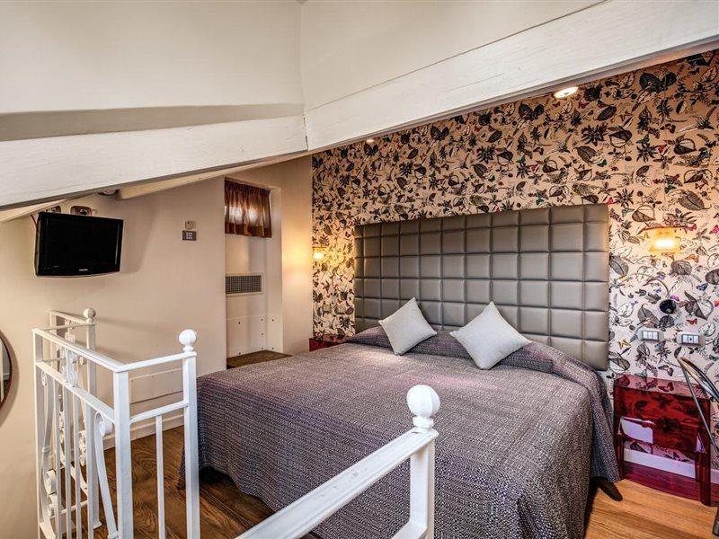 Parlamento Boutique Hotel Rome Bagian luar foto