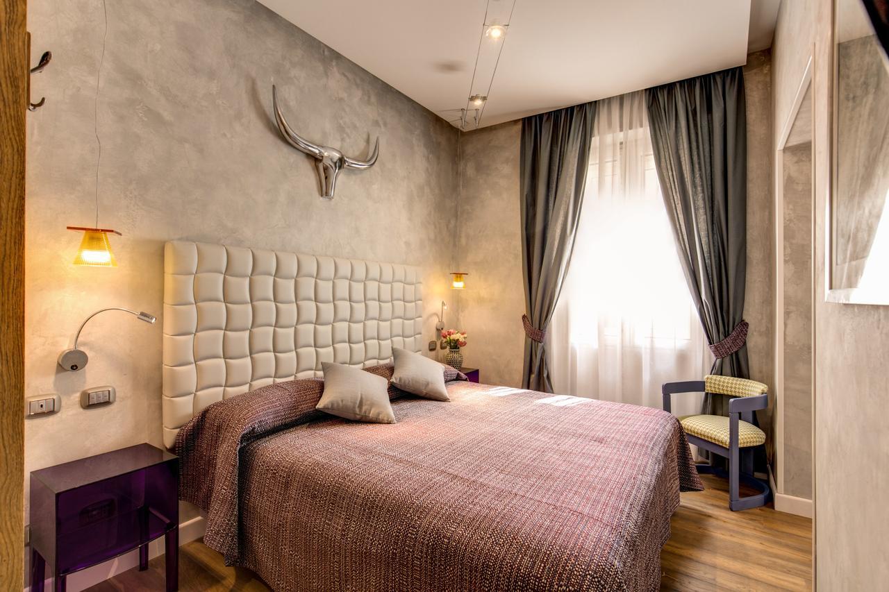 Parlamento Boutique Hotel Rome Bagian luar foto