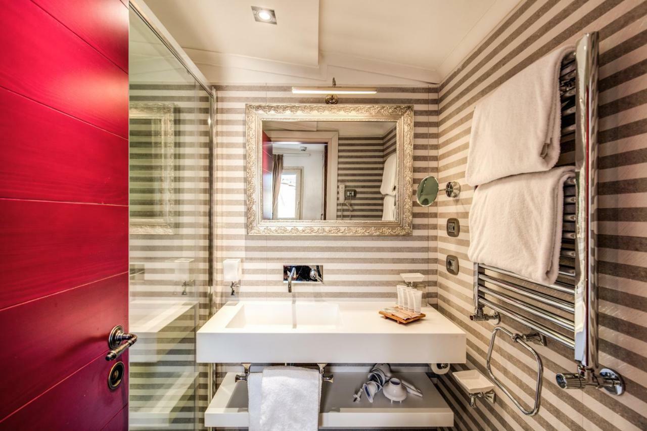 Parlamento Boutique Hotel Rome Bagian luar foto